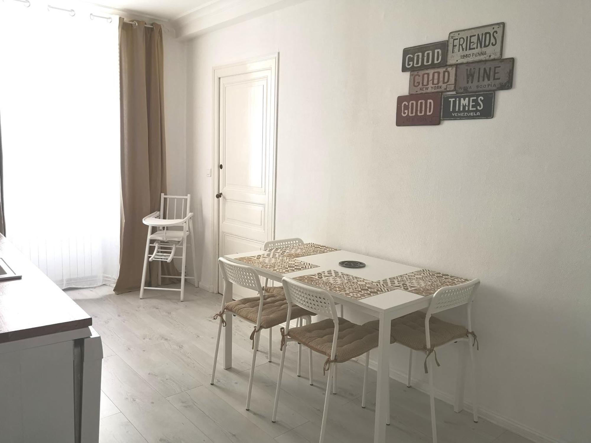 La Demeure Des Artistes - Quartier Historique Holiday home Saintes