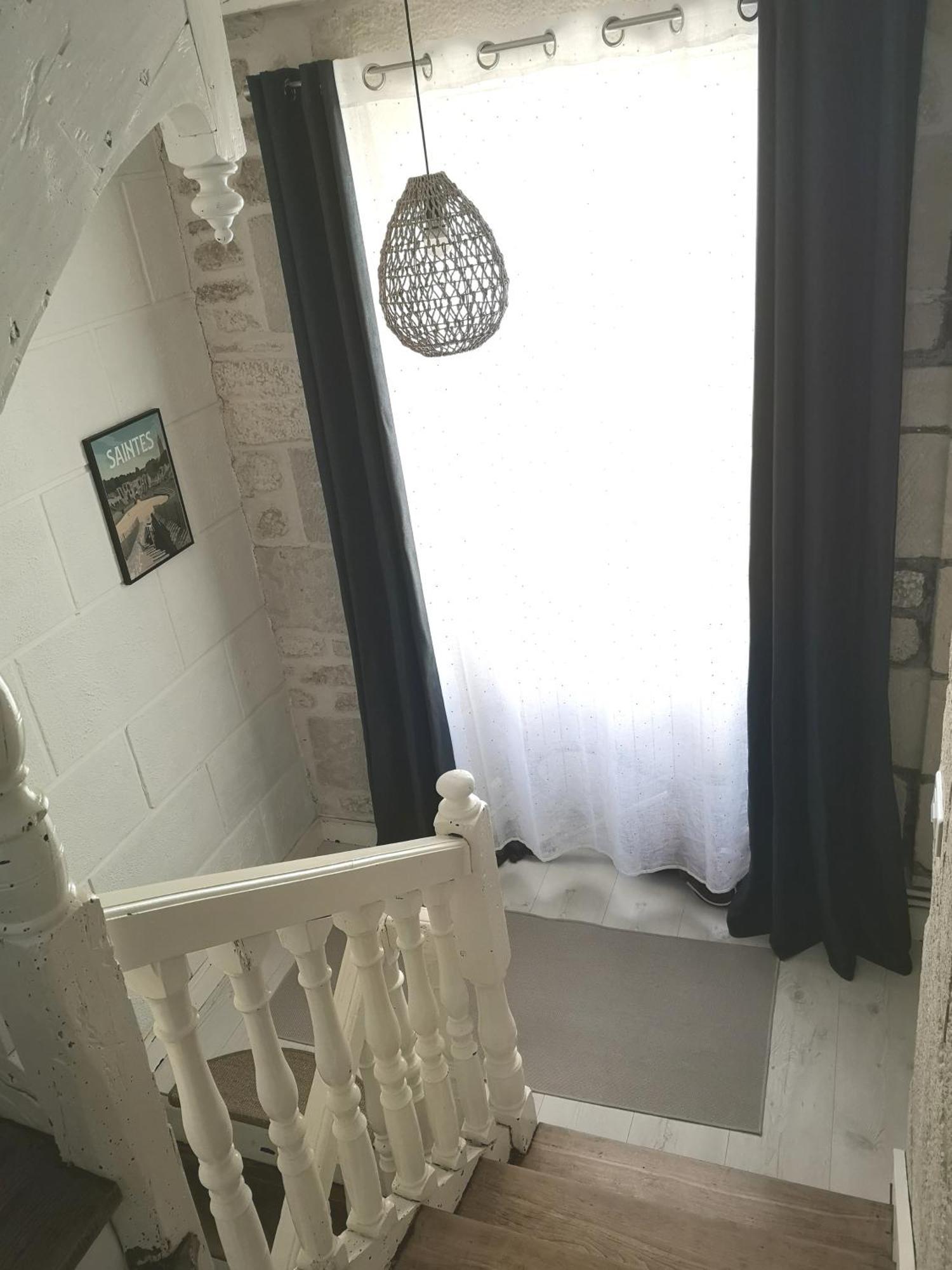Holiday home La Demeure Des Artistes - Quartier Historique Saintes